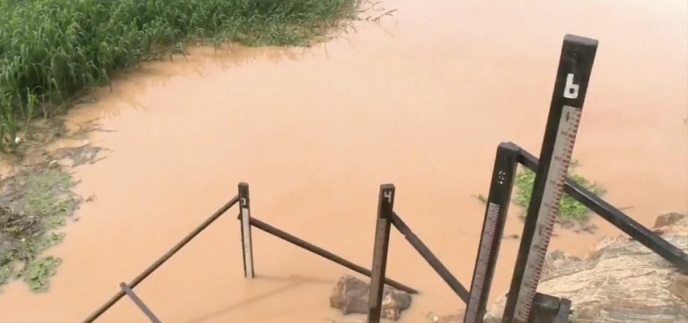 Caso Samarco: MPF pede urgência para suspensão da captação de água do Rio Doce para distribuição à população em Colatina, ES