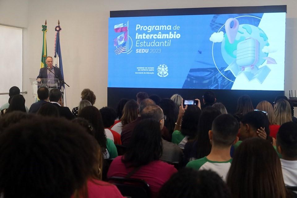 Secretaria da Educação anuncia destino de alunos do Programa de Intercâmbio Estudantil