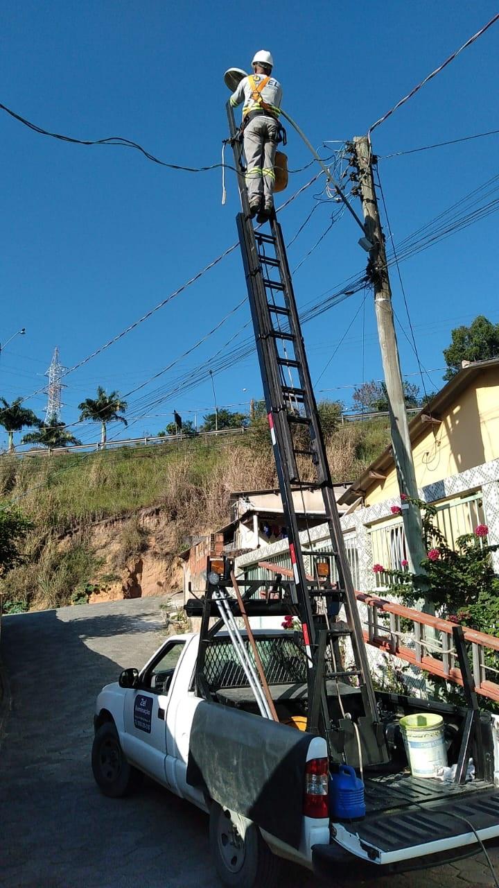 Iluminação pública e energia elétrica para quem precisa: ação permanente da Prefeitura de São Mateus, ES