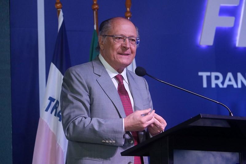 Vice-presidente assina resolução que aprova criação da ZPE de Aracruz, ES