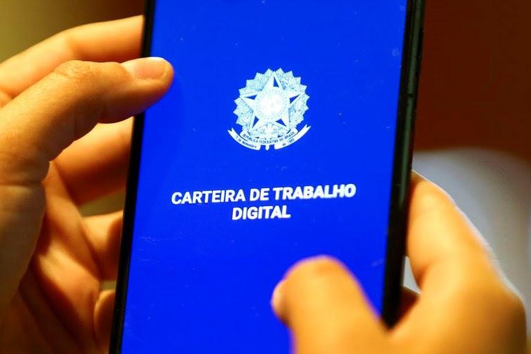 Espírito Santo gera 29,7 mil registros com carteira assinada em seis meses