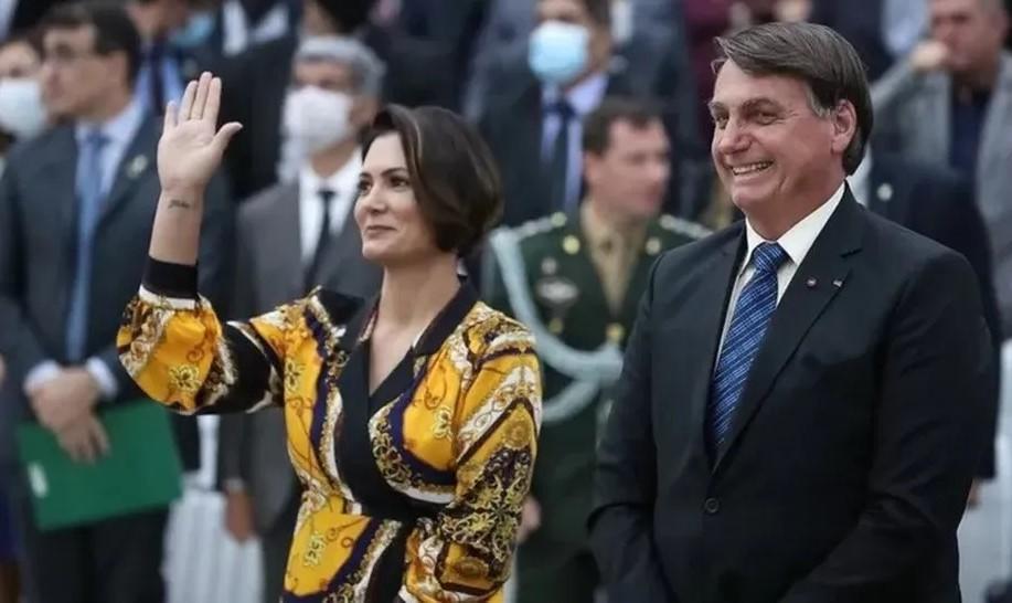 Alexandre de Moraes autoriza quebra dos sigilos bancário e fiscal de Jair Bolsonaro e de Michelle