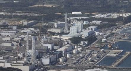 Japão inicia despejo de água da usina nuclear de Fukushima no mar