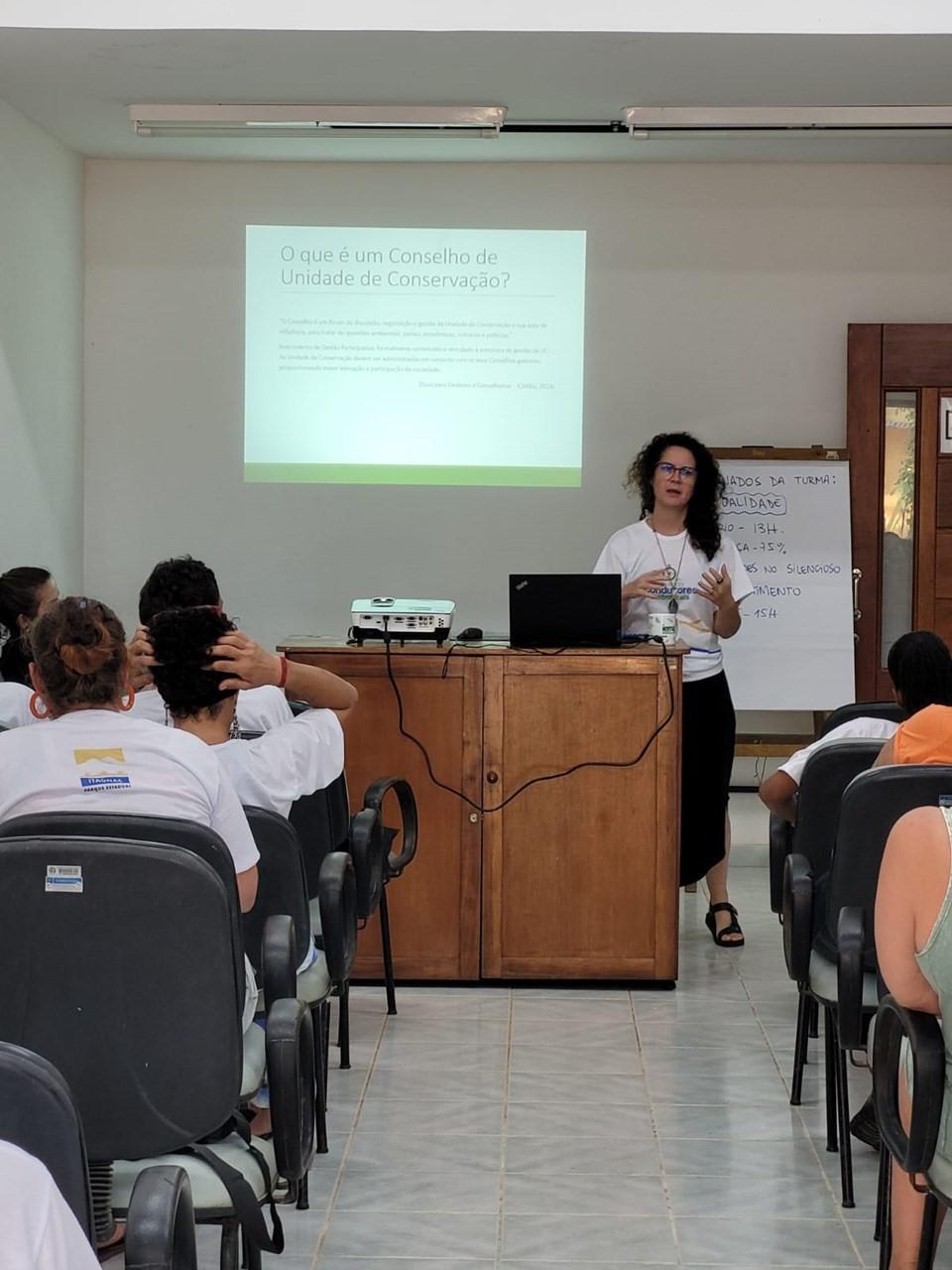 Parque Estadual de Itaúnas realiza curso de Condutores Ambientais, em Conceição da Barra, ES