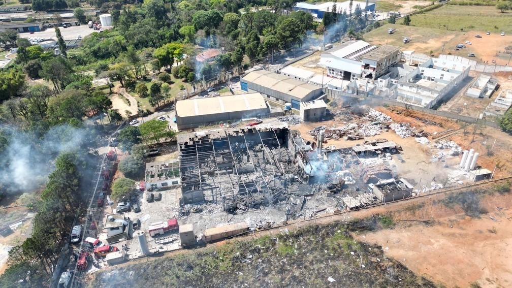 Explosão em empresa metalúrgica deixa cinco mortos e vários feridos em Cabreúva