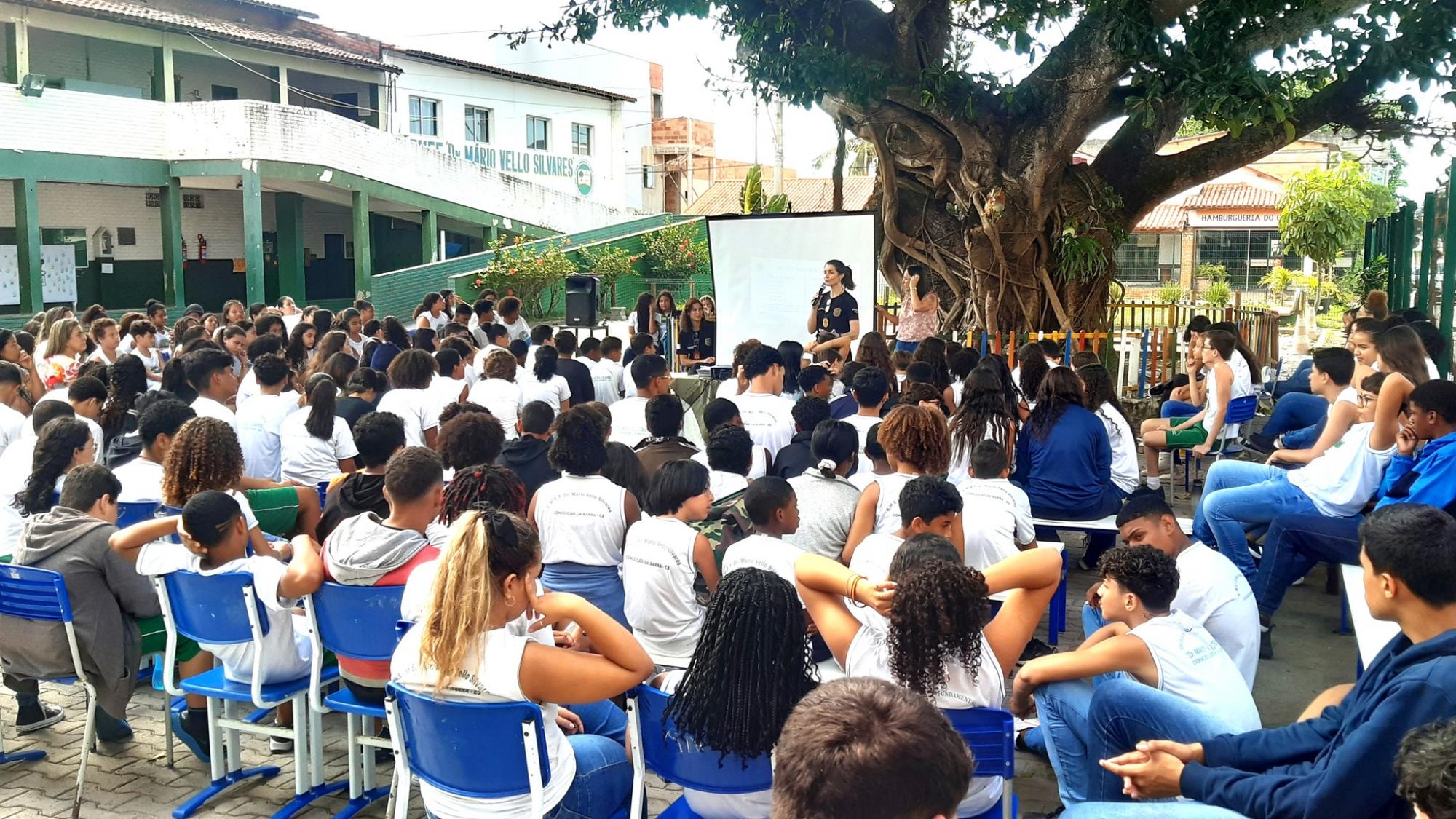 Ação da PCES contra a violência às mulheres movimentou Conceição da Barra, no ES