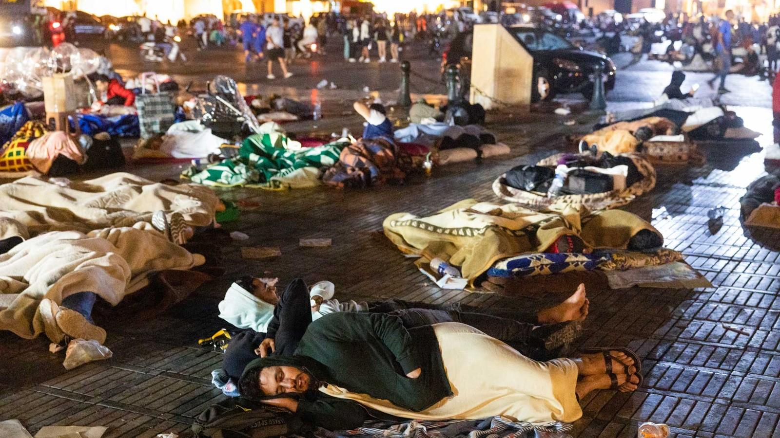 Passa de 800 o número de mortos após forte terremoto no Marrocos
