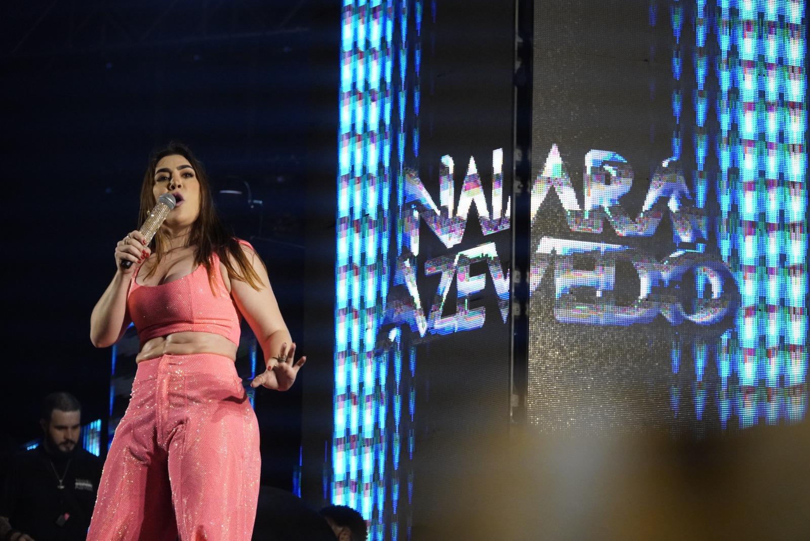 Naiara Azevedo encerra a Exposama, em São Mateus, ES
