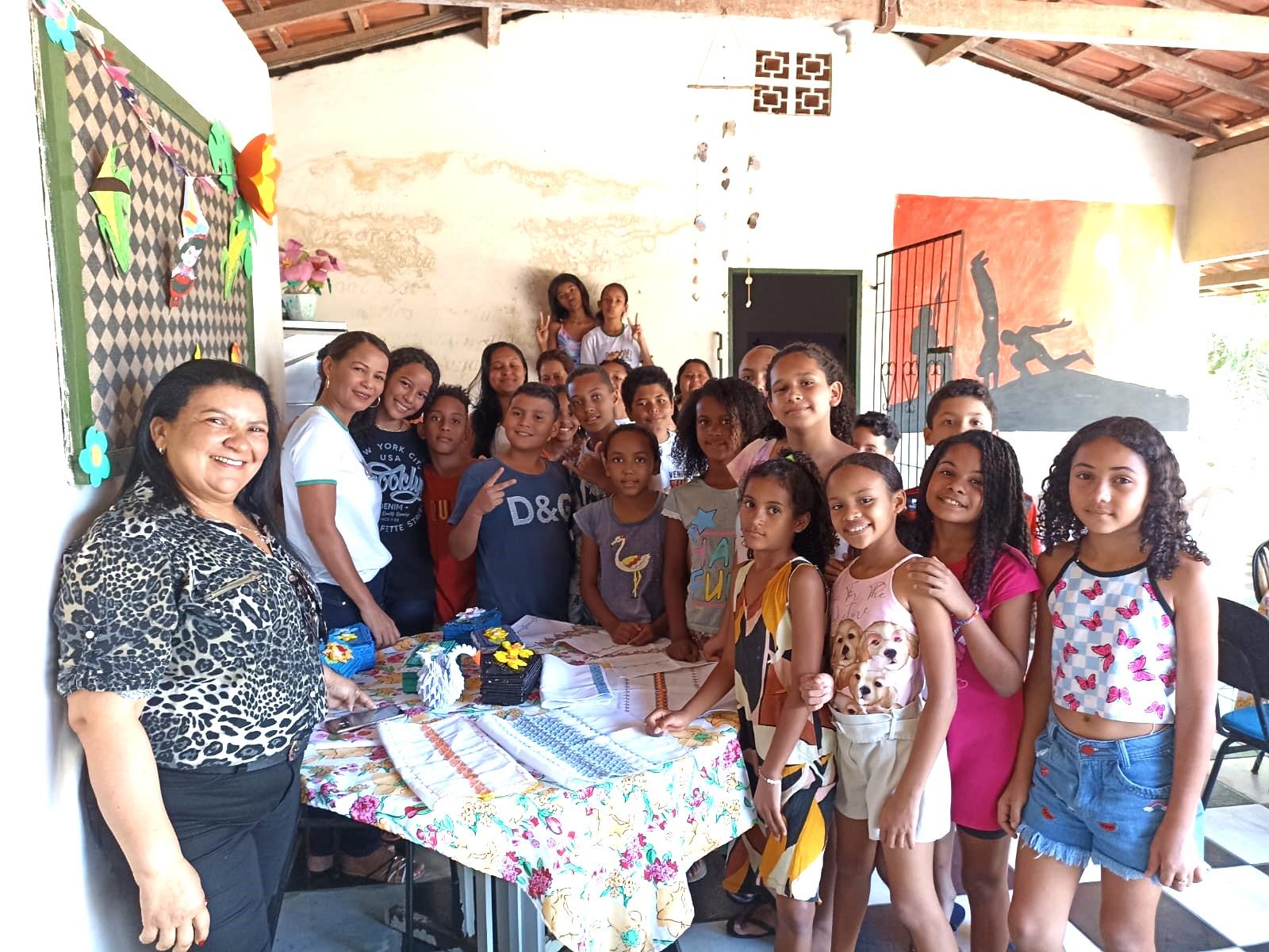 Usuários do SCFV do CRAS visitam PACOVI de Braço do Rio, em Conceição da Barra, ES