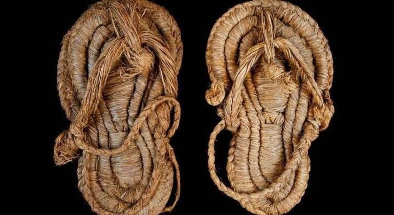 Calçados pré-históricos com mais de 6.000 anos são descobertos em caverna