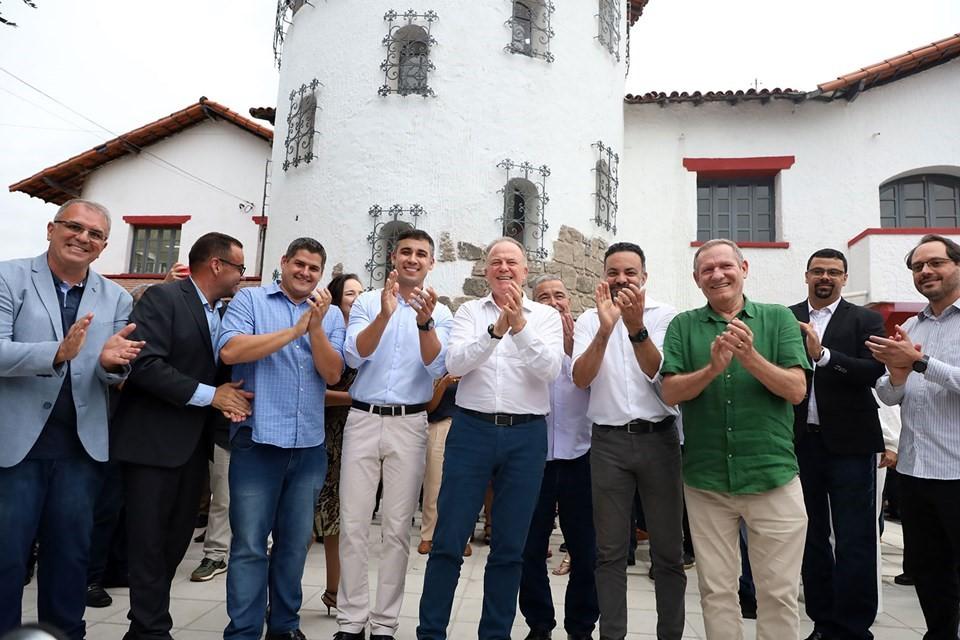 Governador Casagrande entrega segunda etapa da Casa do Turismo no ES