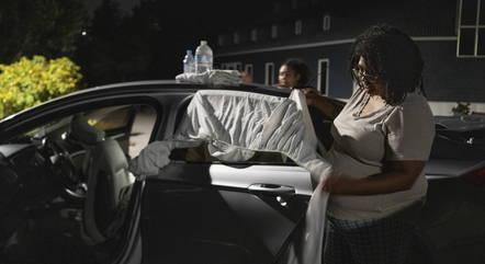 O drama de mãe e filha obrigadas a viver dentro de um carro nos EUA: ‘Precisamos sair dessa’
