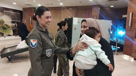 Brasileiros que estavam em Gaza chegam ao Brasil nesta segunda-feira (13)