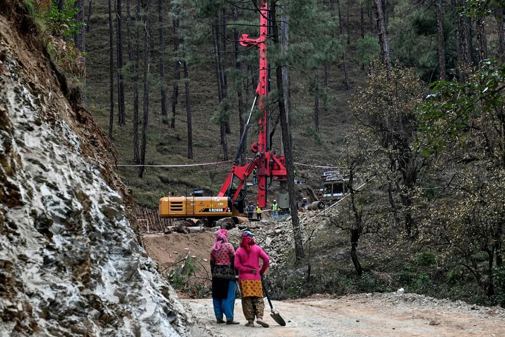 41 indianos presos há 14 dias em túnel só serão resgatados no Natal