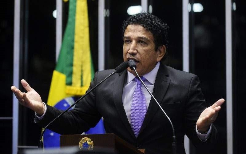 Senadores capixabas divergem sobre indicação de Dino para o STF Senadores capixabas divergem sobre indicação de Dino para o STF