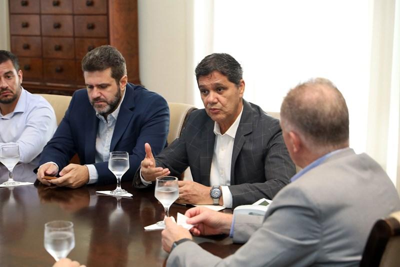 Empresa anuncia investimento na produção de frota de ônibus 100% elétricos em São Mateus, ES