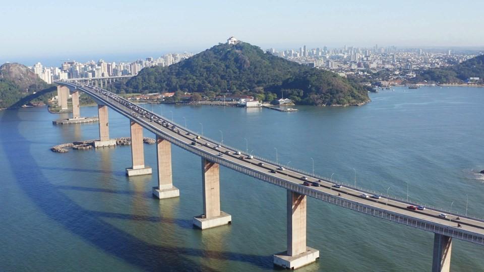 Casagrande anuncia fim do pedágio na Terceira Ponte e Rodovia do Sol, no ES Casagrande anuncia fim do pedágio na Terceira Ponte e Rodovia do Sol, no ES