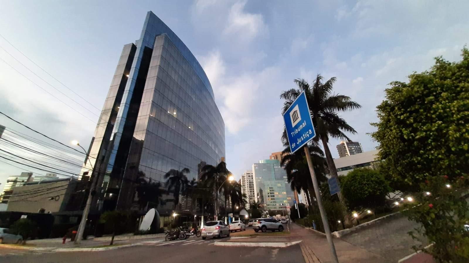 TJES compra prédio de 12 andares na Enseada do Suá por R$ 60 milhões TJES compra prédio de 12 andares na Enseada do Suá por R$ 60 milhões