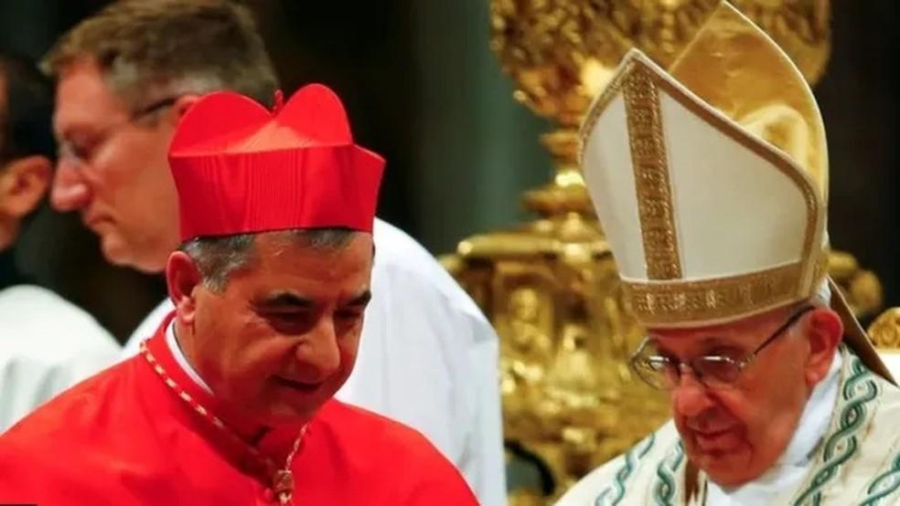 Conselheiro do papa Francisco é condenado à prisão por desvios, peculato e abuso de poder
