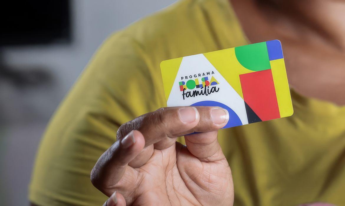 Caixa paga novo Bolsa Família a beneficiários com NIS de final 6 nesta segunda-feira (18)