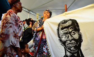 Lula sanciona feriado nacional de Zumbi e da Consciência Negra Lula sanciona feriado nacional de Zumbi e da Consciência Negra