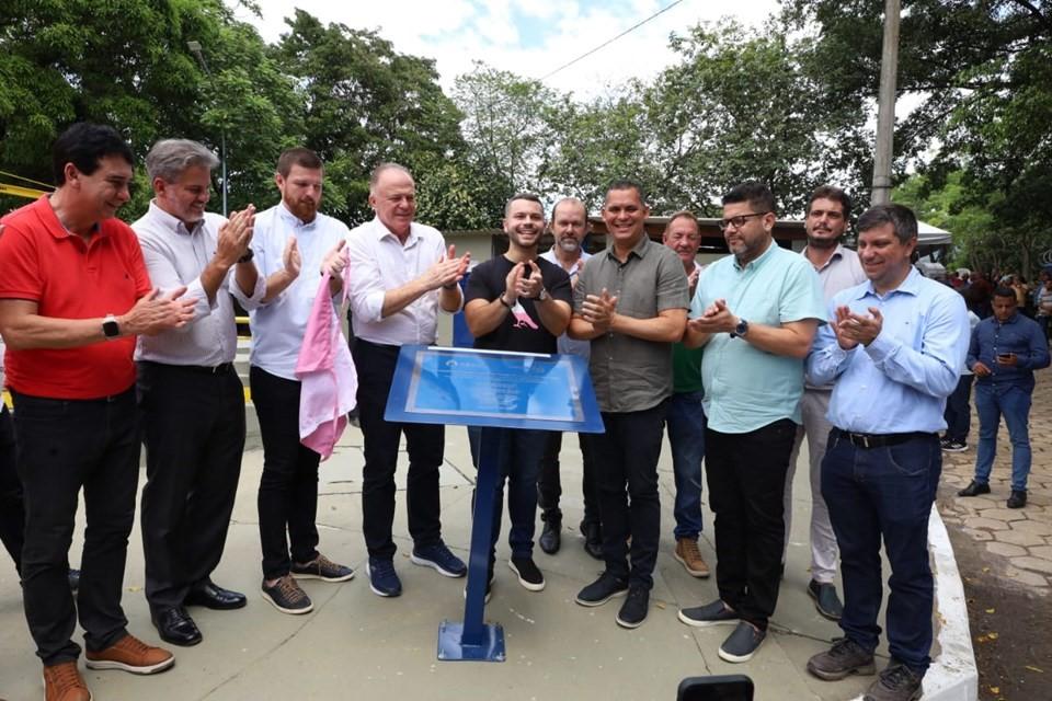 Governo do ES inaugura obras de ampliação do Esgotamento Sanitário de Viana Governo do ES inaugura obras de ampliação do Esgotamento Sanitário de Viana