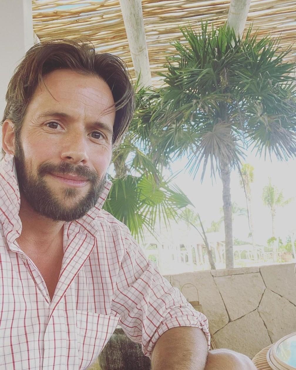 Queda de avião mata Christian Oliver, ator de Indiana Jones e duas filhas