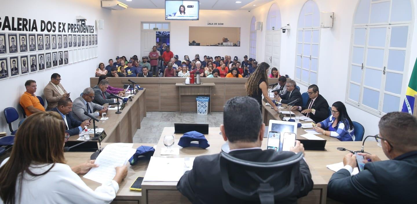 Plenário da Câmara de São Mateus no ES antecipa sessão para sexta-feira (9) Plenário da Câmara de São Mateus no ES antecipa sessão para sexta-feira (9)