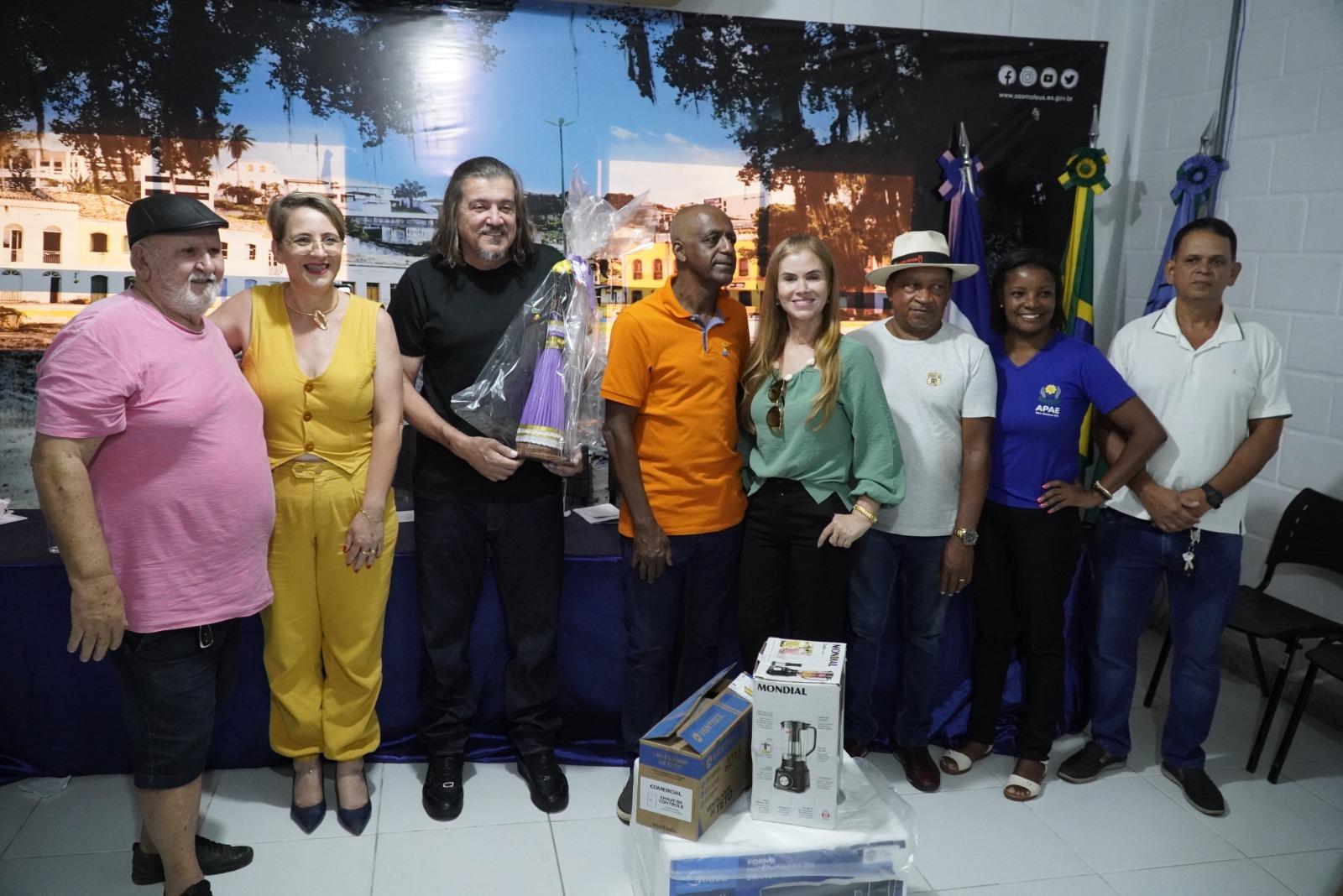 Prefeitura de São Mateus no ES realiza entrega de equipamentos e renova parcerias com entidades assistenciais da sociedade civil organizada Prefeitura de São Mateus no ES realiza entrega de equipamentos e renova parcerias com entidades assistenciais da sociedade civil organizada