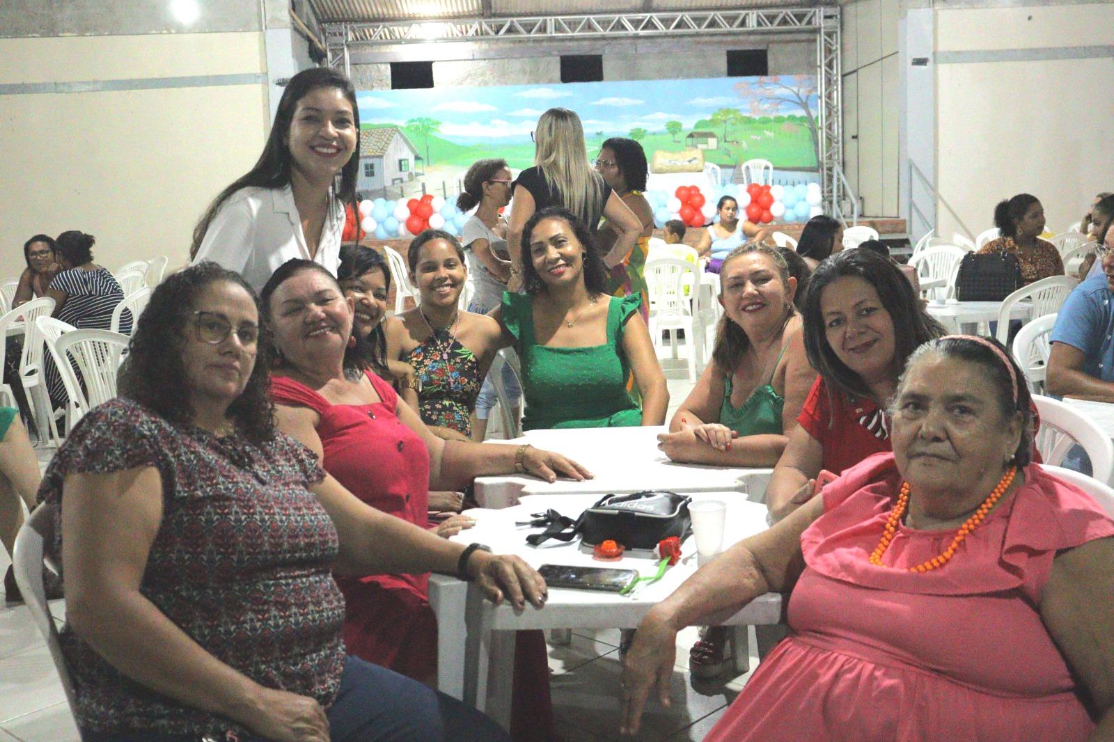 PDT Mulher reúne famílias na periferia no Dia Internacional da Mulher, em São Mateus, ES