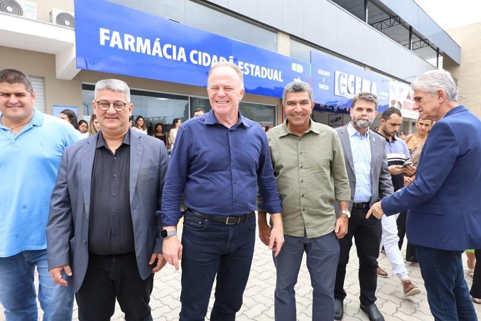 Governador do ES visita obras e inaugura nova Farmácia Cidadã Estadual da Serra Governador do ES visita obras e inaugura nova Farmácia Cidadã Estadual da Serra