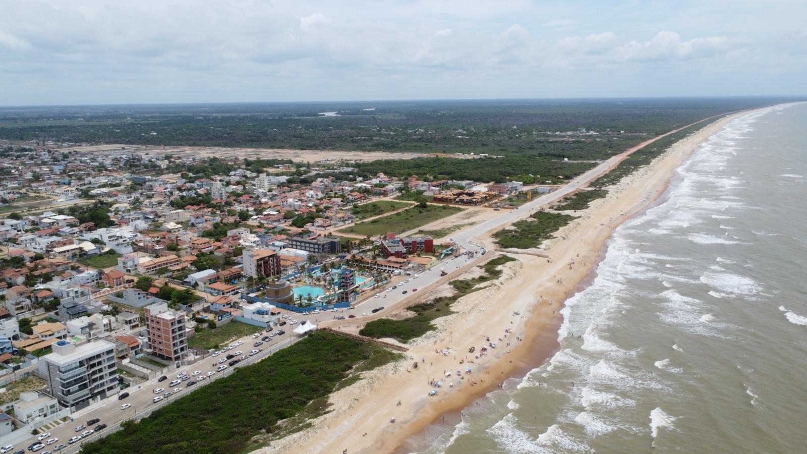 Daniel assina ordem de serviço para mais uma etapa da urbanização e revitalização da Orla Norte de Guriri, em São Mateus, ES Daniel assina ordem de serviço para mais uma etapa da urbanização e revitalização da Orla Norte de Guriri, em São Mateus, ES