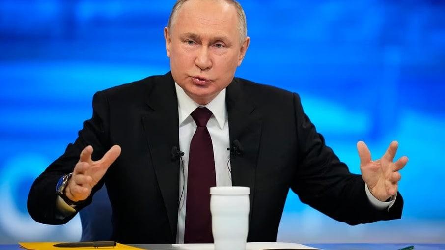 Rússia reelege Putin com votação recorde