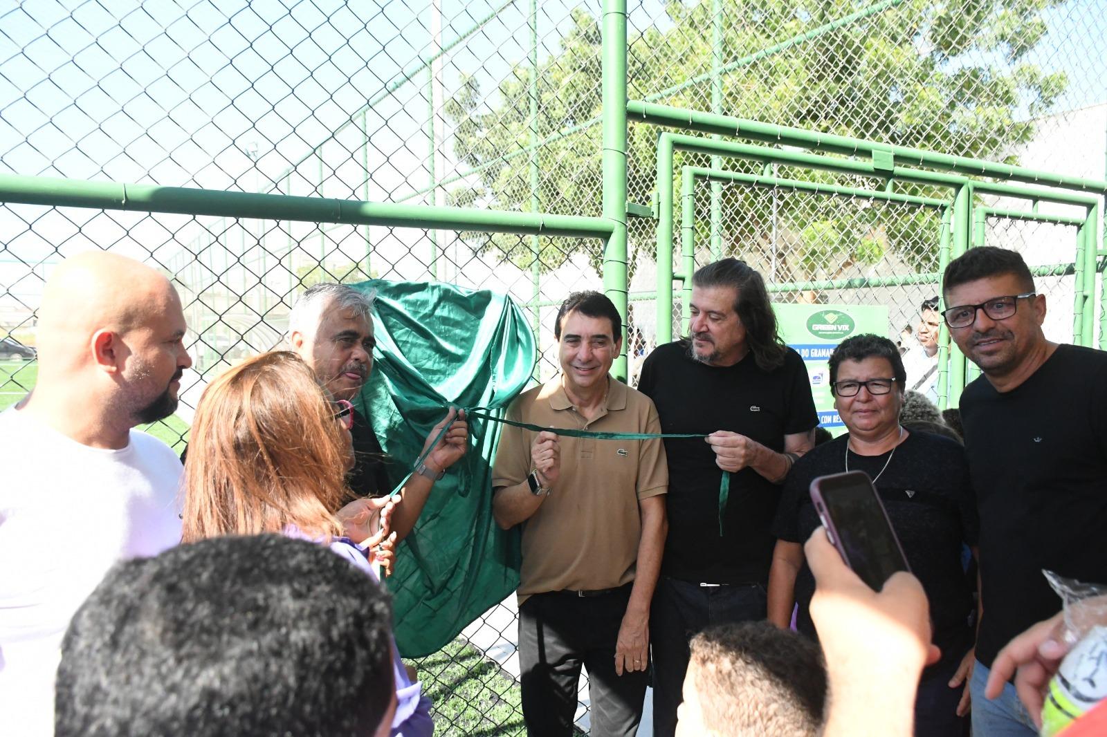 Mais parceria entre Prefeitura e Governo do ES: Campo Bom de Bola, no bairro Ayrton Senna, já está sediando projetos esportivos, em São Mateus, no ES Mais parceria entre Prefeitura e Governo do ES: Campo Bom de Bola, no bairro Ayrton Senna, já está sediando projetos esportivos, em São Mateus, no ES