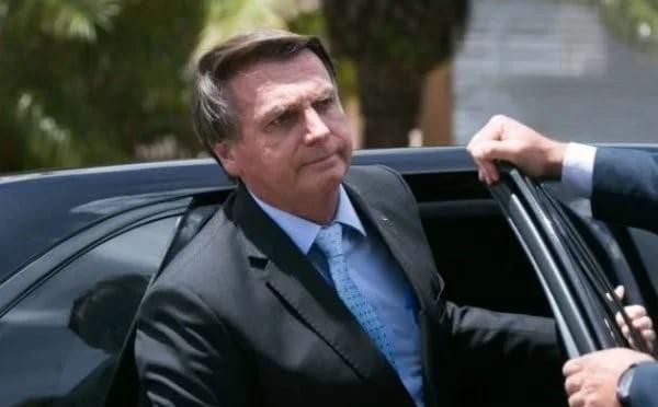Bolsonaro confirma que ficou na Embaixada da Hungria: “Não vou negar”