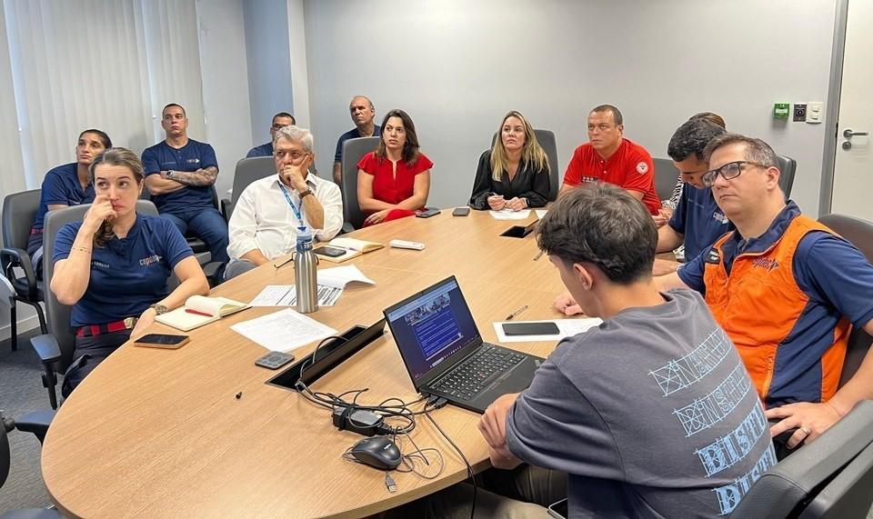 Prefeituras do ES recebem orientação técnica sobre pedidos de reconstrução das cidades em situação de emergência devido às chuvas Prefeituras do ES recebem orientação técnica sobre pedidos de reconstrução das cidades em situação de emergência devido às chuvas