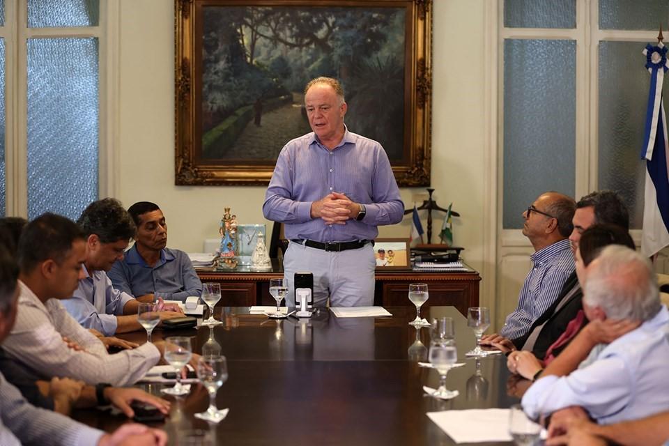 Casagrande autoriza início de obras de pavimentação de trecho da Rodovia ES-060 em Guarapari, no ES Casagrande autoriza início de obras de pavimentação de trecho da Rodovia ES-060 em Guarapari, no ES