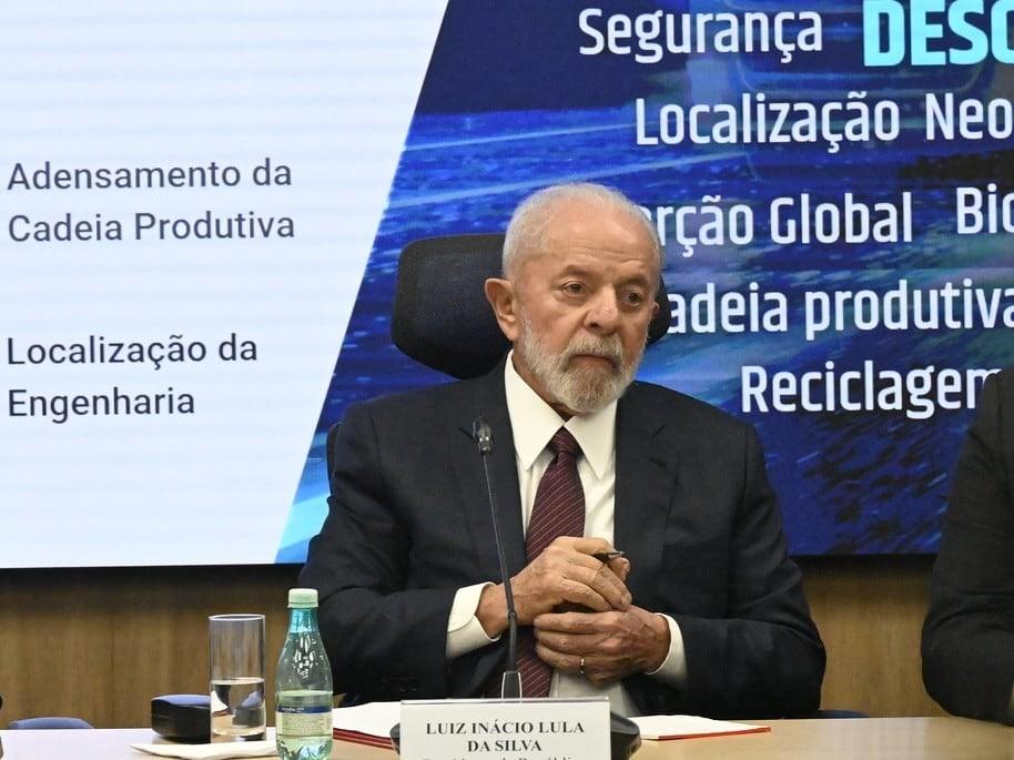 ‘Padilha vai ficar muito tempo, só de teimosia’, diz Lula depois de críticas de Lira ‘Padilha vai ficar muito tempo, só de teimosia’, diz Lula depois de críticas de Lira