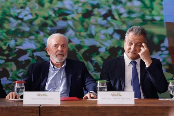 Lula lança programa e promete fazer reforma agrária “sem muita briga”