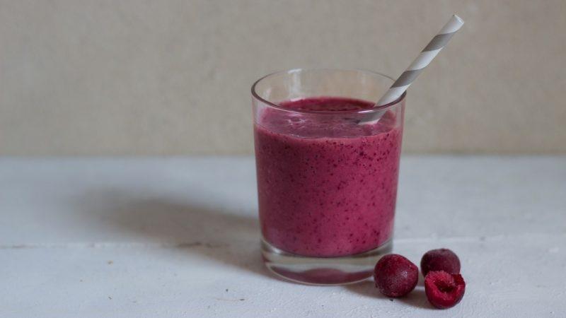 ‘Comeu, dormiu’: 5 alimentos que te ajudam a dormir melhor