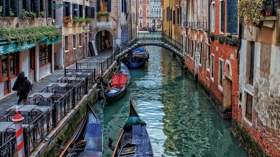 Veneza começa a cobrar taxa para combater turismo excessivo