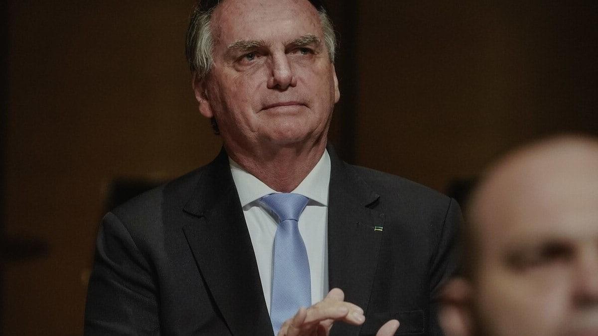 TSE mantém inelegibilidade de Bolsonaro e Braga Netto por oito anos TSE mantém inelegibilidade de Bolsonaro e Braga Netto por oito anos
