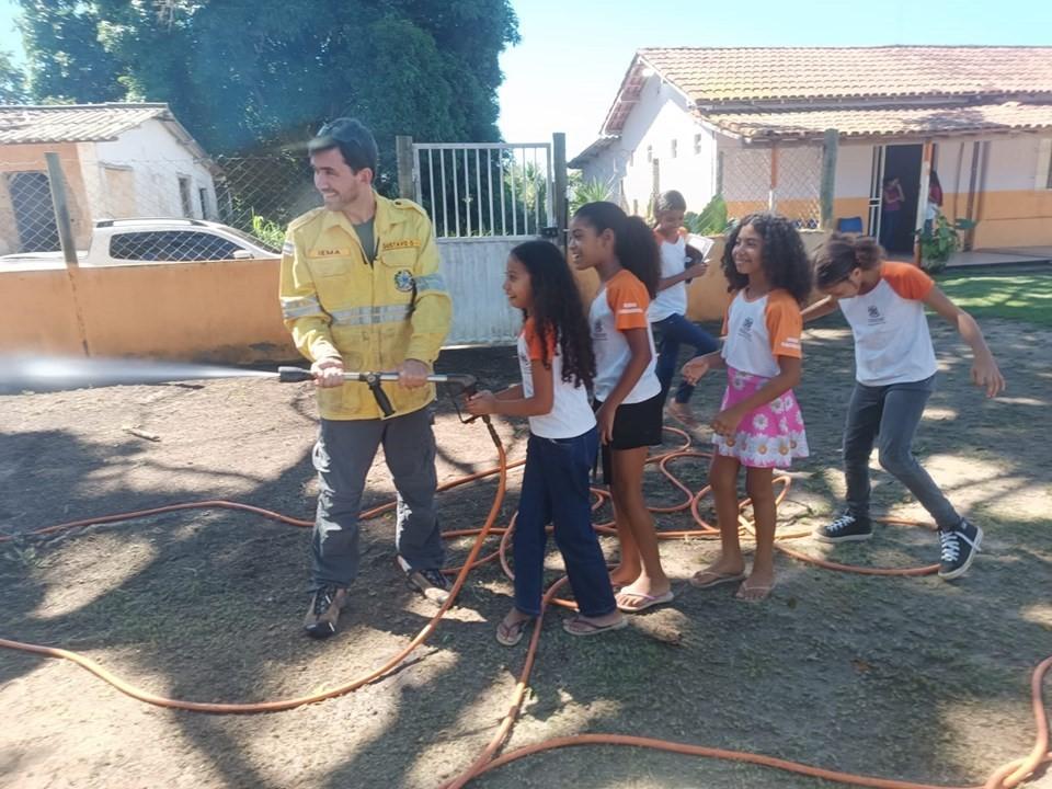 Parque Estadual de Itaúnas, em Conceição da Barra, ES, realiza ação educativa sobre incêndios florestais