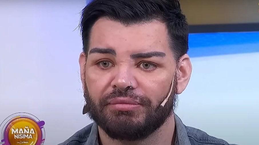 Fã fervoroso gasta R$ 5,5 milhões para 