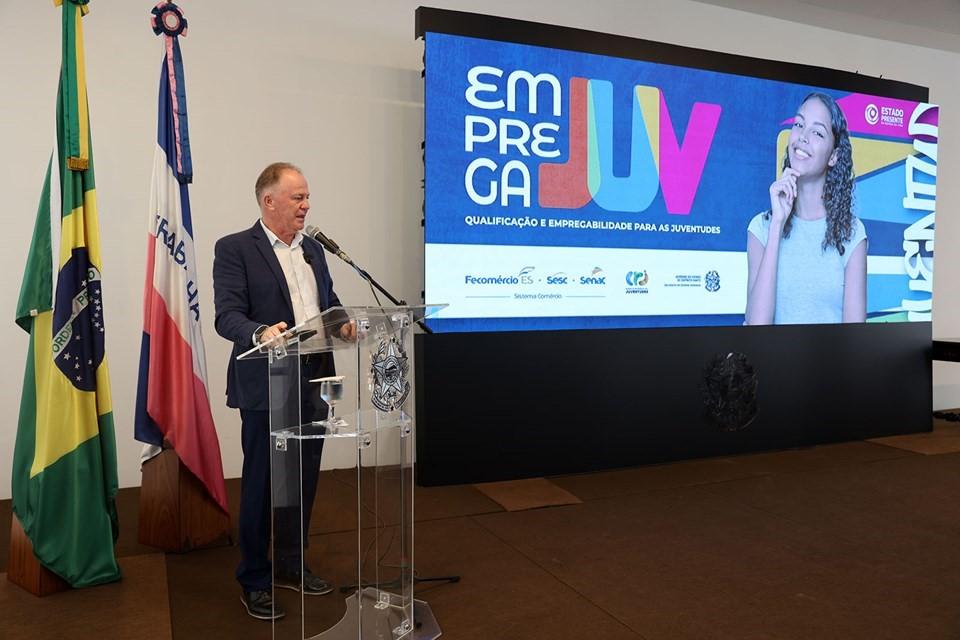 Governo do ES lança programa de capacitação profissional para juventudes, o EmpregaJUV