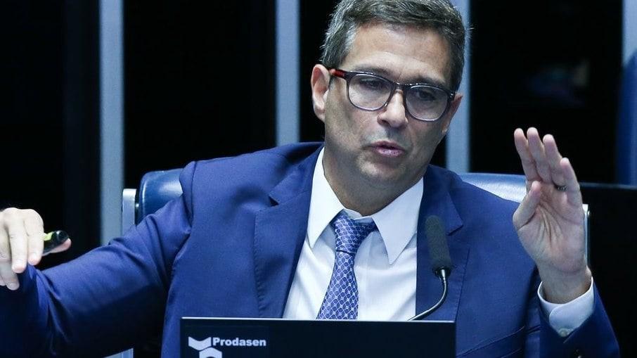 Pix terá pagamento por aproximação de celular, diz presidente do BC