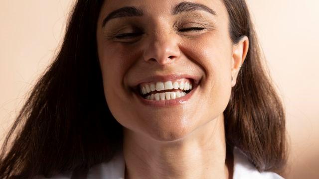 Remédio que faz dente nascer de novo será testado no Japão