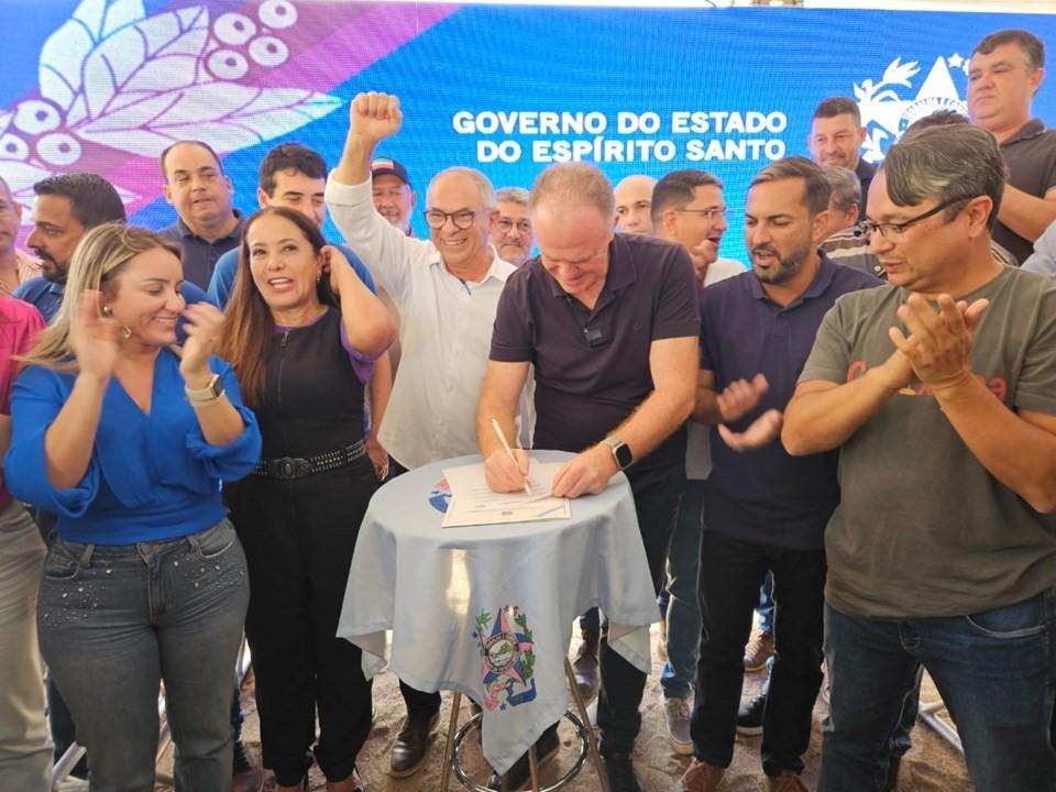 Casagrande inaugura obras de adaptação e mais investimentos em Bom Jesus do Norte, ES Casagrande inaugura obras de adaptação e mais investimentos em Bom Jesus do Norte, ES