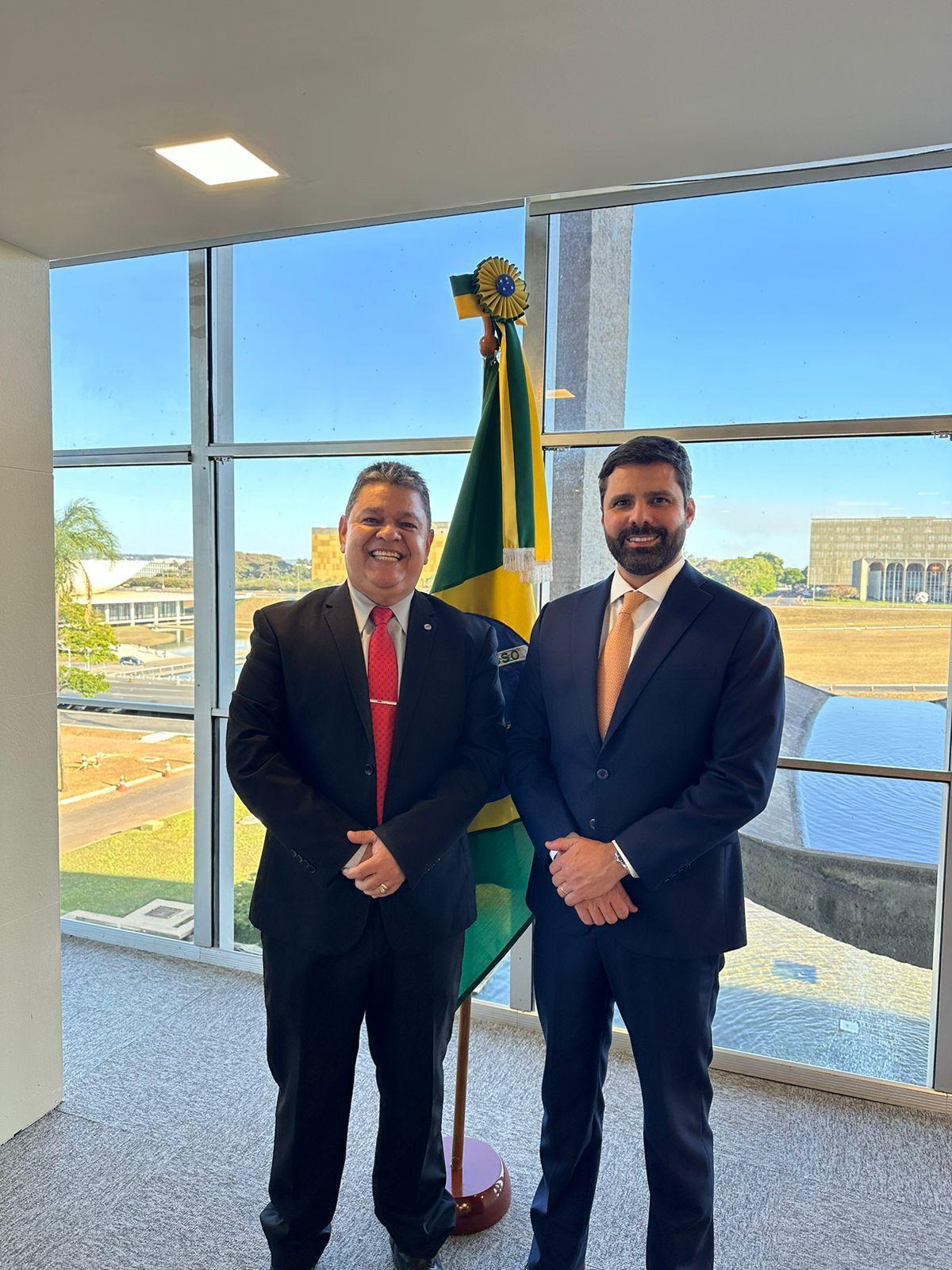 Paulo Fundão vai a Brasília em busca de alianças e recursos para São Mateus, no ES Paulo Fundão vai a Brasília em busca de alianças e recursos para São Mateus, no ES