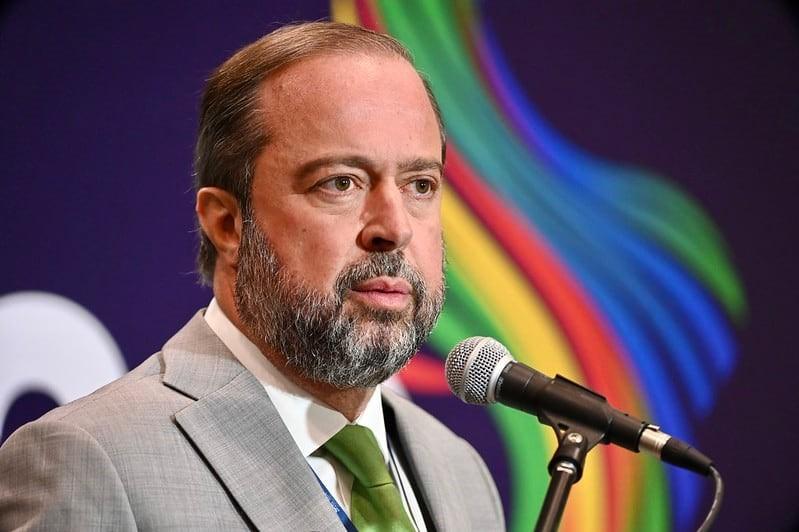 Volta do horário de verão em novembro pode ser uma realidade, afirma ministro